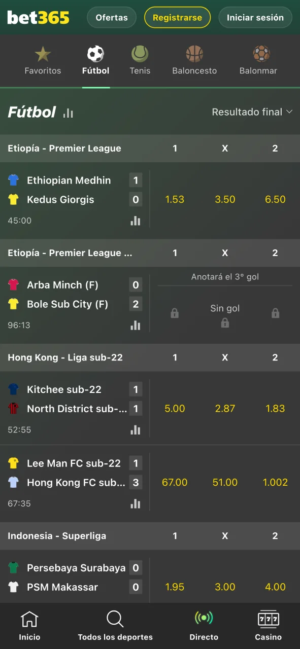 Explora la sección de deportes en la app de Bet365 y elige tu partido favorito.